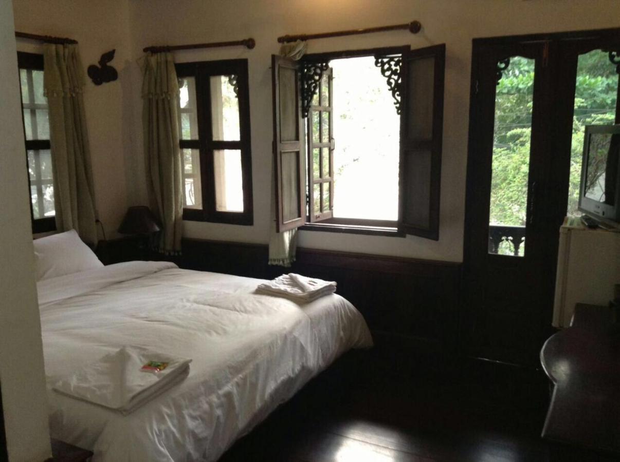 View Khemkhong Guesthouse Luang Prabang Exteriör bild